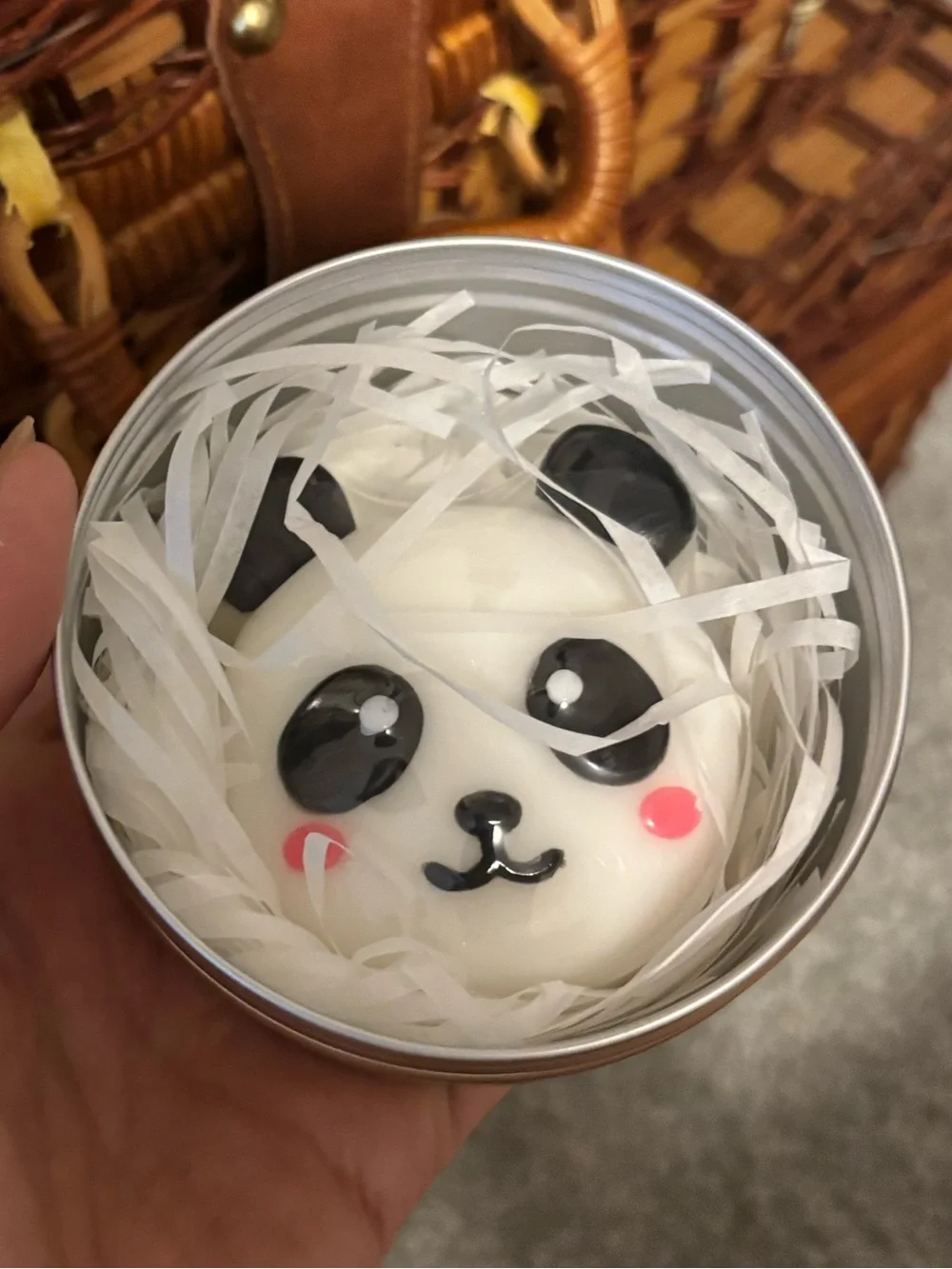 Zhonghua Panda-Shaped Natural Essential Oil Soap 100g Collectible Peace Tin